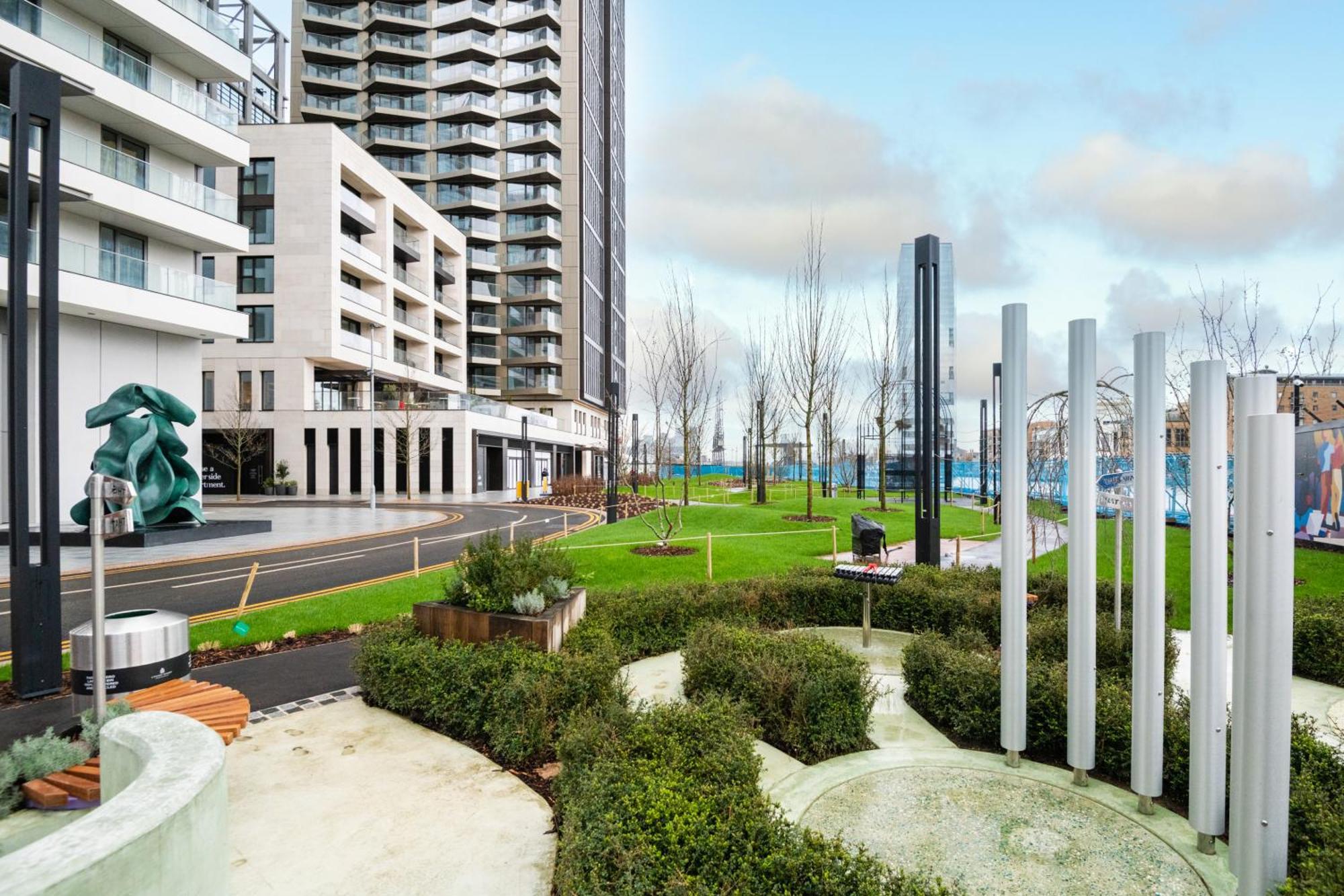 Elegant And Modern Apartments In Canary Wharf Right Next To Thames ロンドン エクステリア 写真