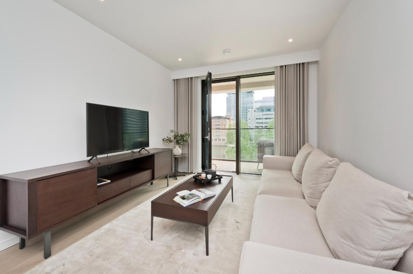 Elegant And Modern Apartments In Canary Wharf Right Next To Thames ロンドン エクステリア 写真