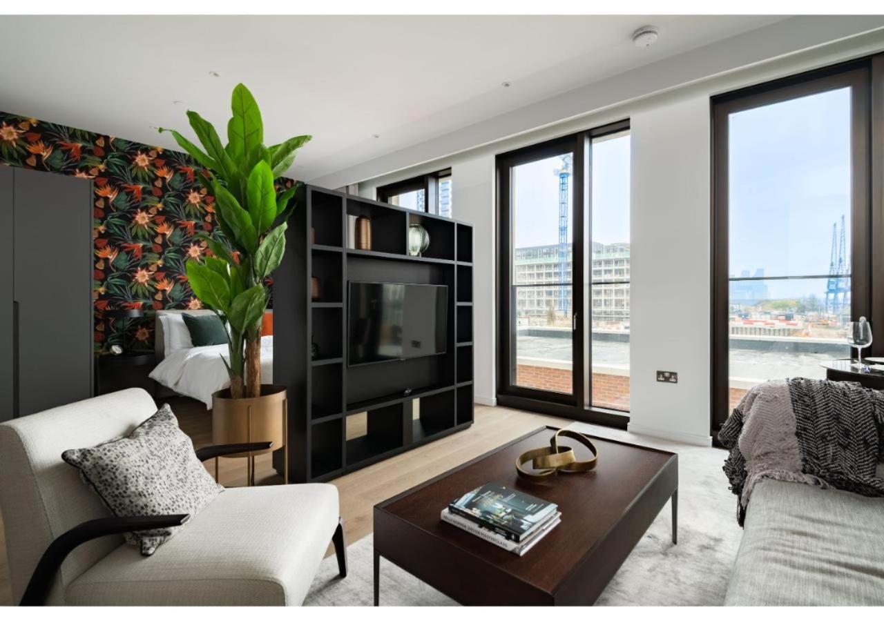 Elegant And Modern Apartments In Canary Wharf Right Next To Thames ロンドン エクステリア 写真