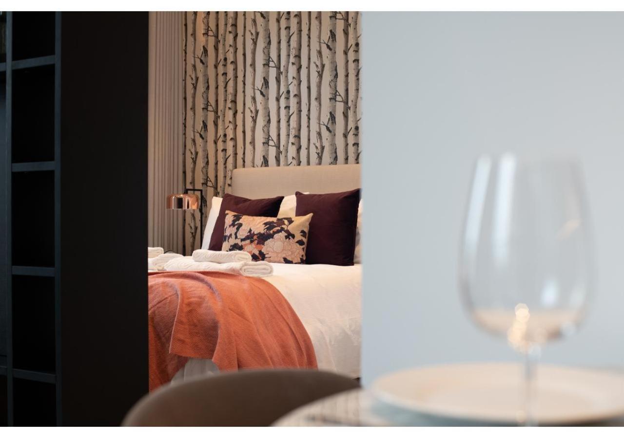 Elegant And Modern Apartments In Canary Wharf Right Next To Thames ロンドン エクステリア 写真